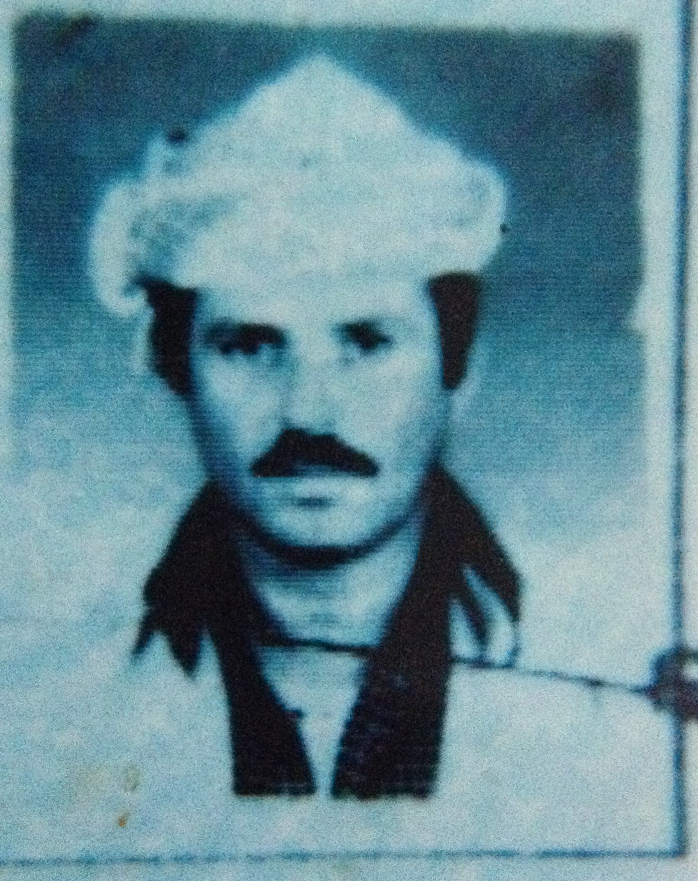 وێنەکە بەردەست نیە